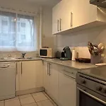 Apartament 2 Pieces 4 Couchages Sur Bn100-b401 *